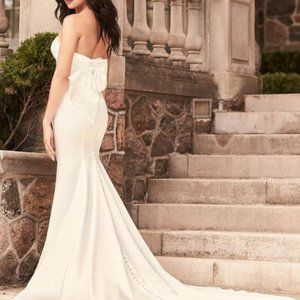 Paloma Blanca Gown #4926 - Notched Neckline, Plunging Neckline